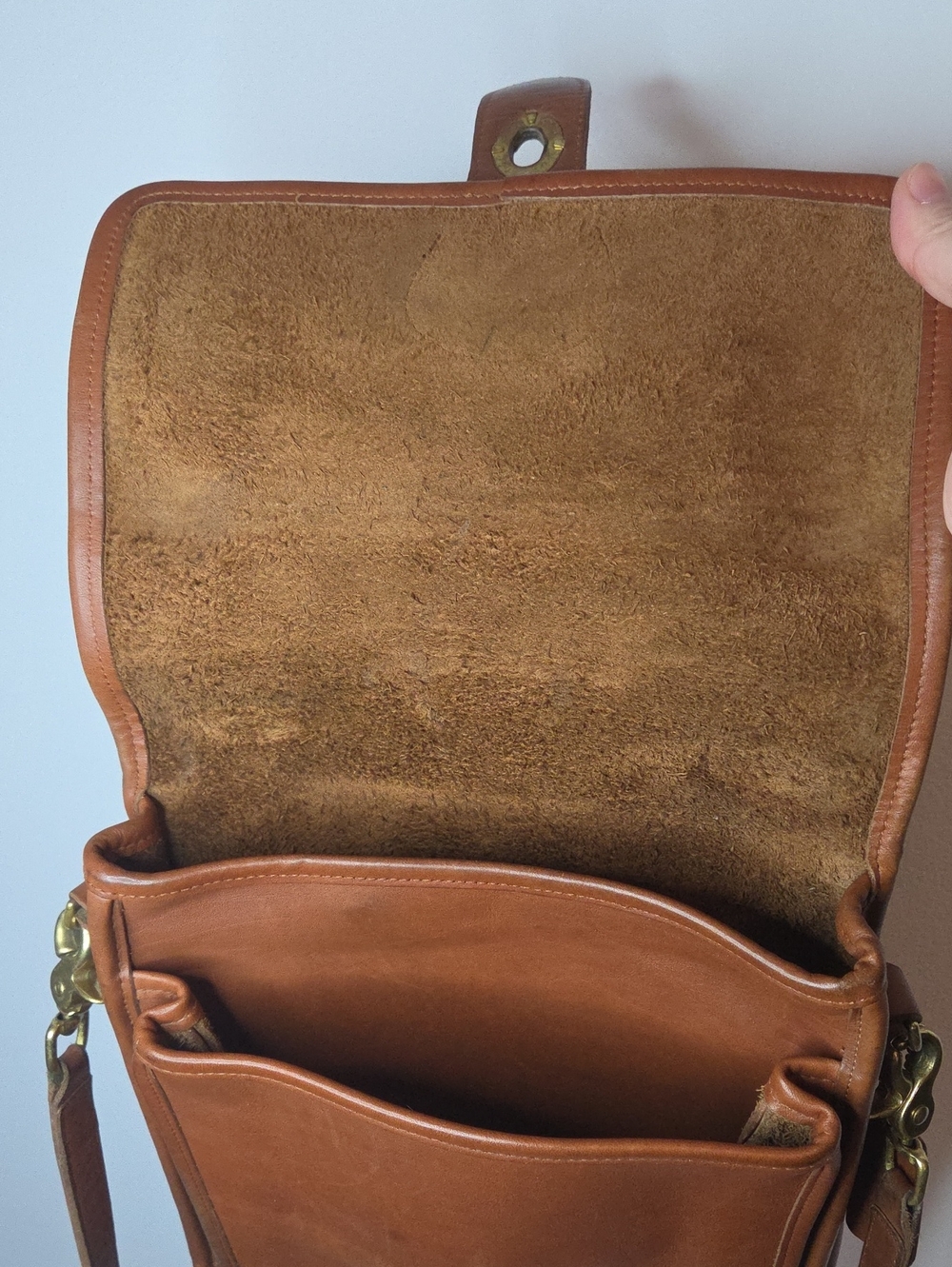 Vintage Coach Station Bag #5130 British Tan Glovetanned Leather Crossbody 90’s - Picture 14 of 15